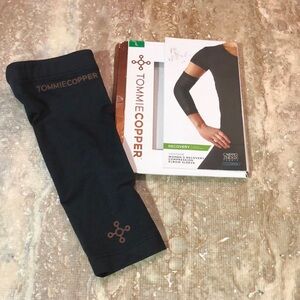 Tommie Copper Women’s recovery compression elbow sleeve.